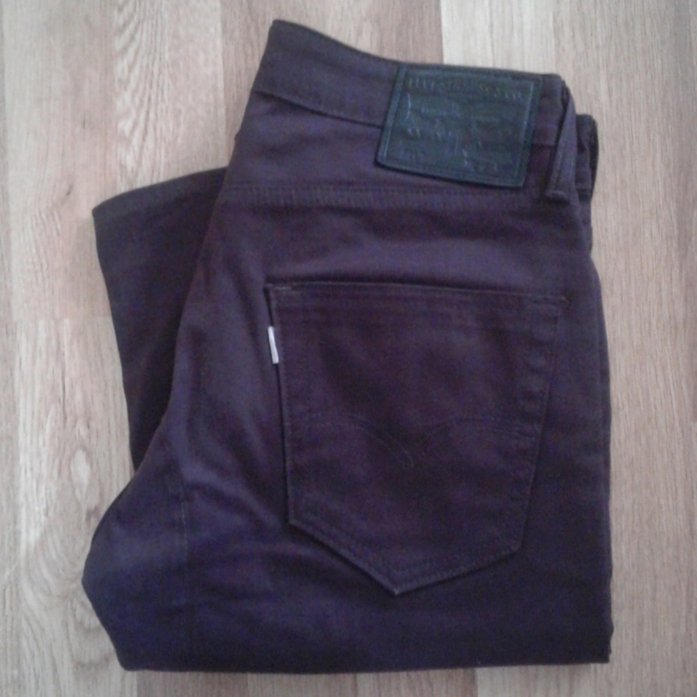 NWOT Burgundy Levis 511 Skinny Jeans Denim Pants